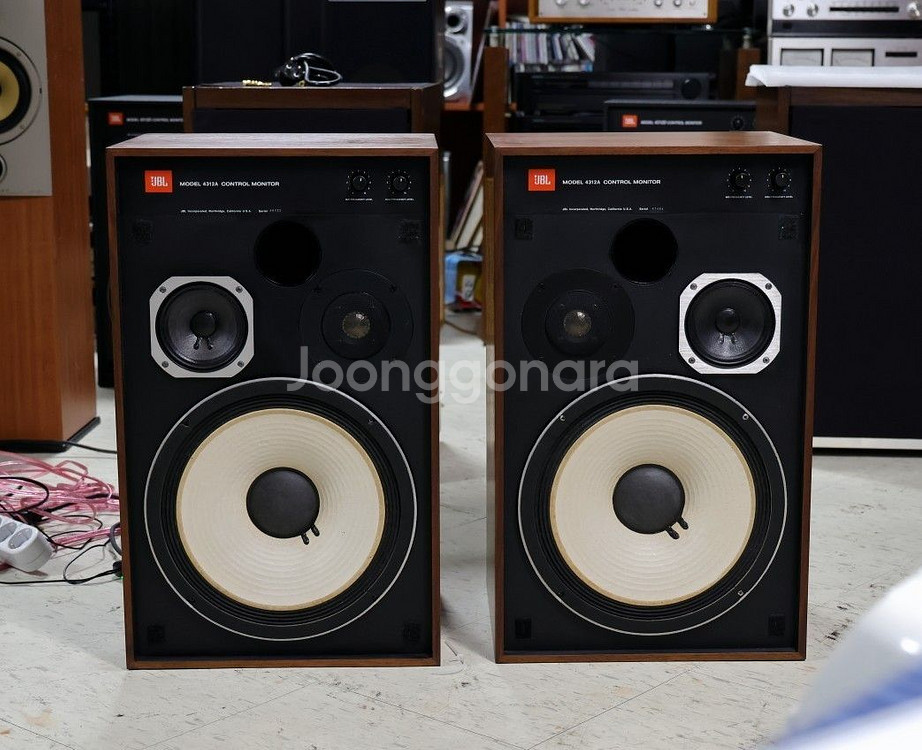 JBL 4312 A B MKII 등 다수 입고되었습니다--5