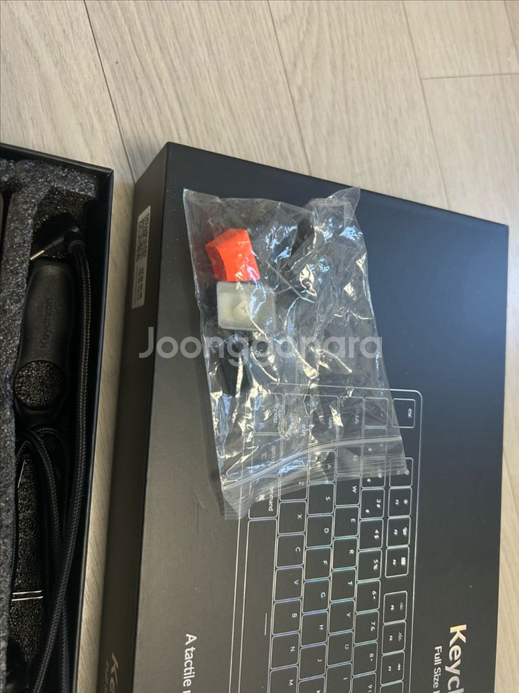 키크론 k10 풀배열 white led 기계식 갈축--1