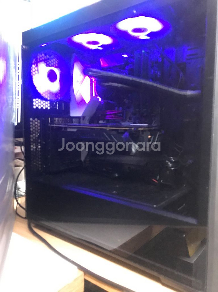 게이밍 컴퓨터 ( i7 9700k, 32G )--0