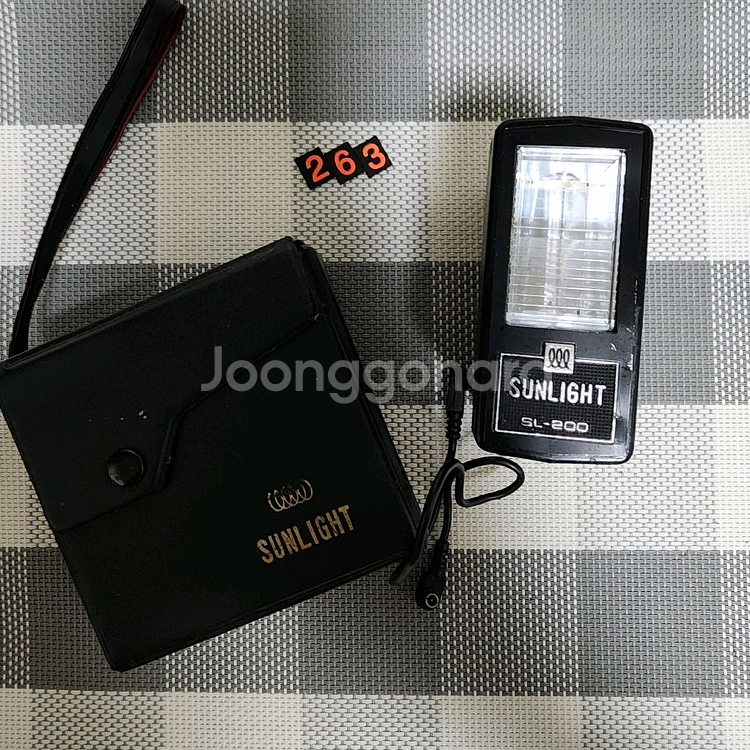 썬라이트 SL 200 스트로브 플래시 케이스포함--0