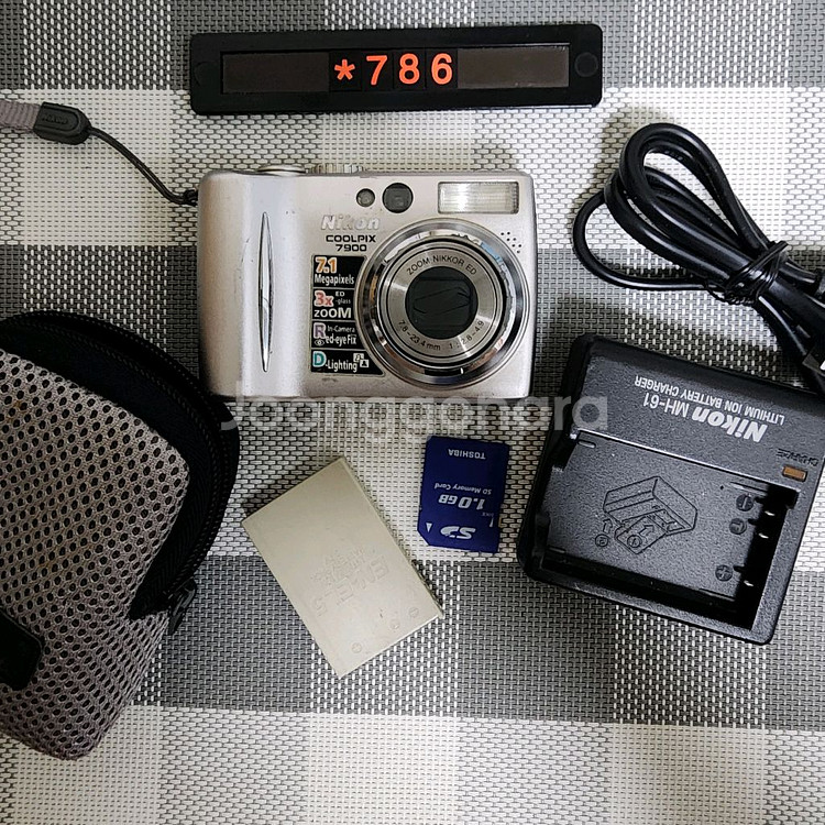 니콘 쿨픽스 7900 디지털카메라 파우치포함--0