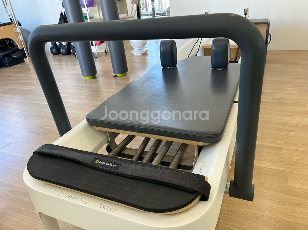 190)발란스드바디 알레그로2 리포머 박스 점핑보드포함--2