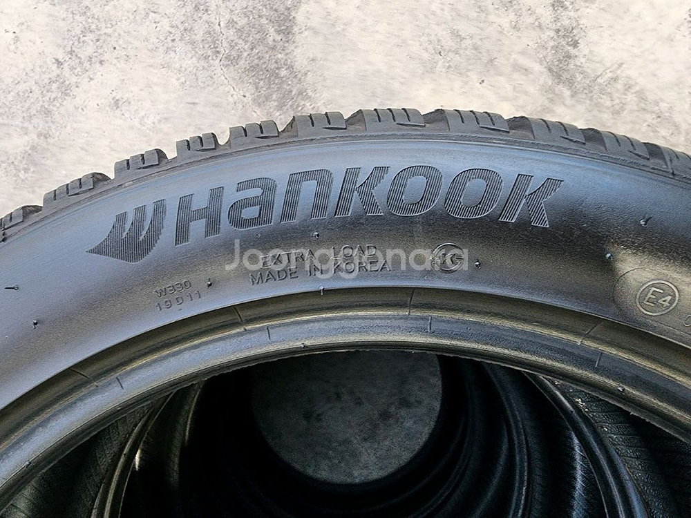 한국 윈터 아이셉트 에보3 245 45 18 윈터타이어--1