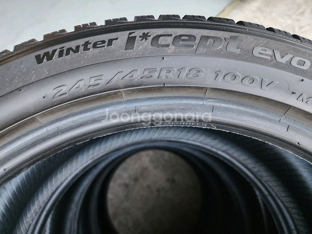 한국 윈터 아이셉트 에보3 245 45 18 윈터타이어--3