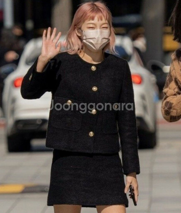 룩캐스트 베카 울 셋업 블랙 트위드 송해나착용 자켓--1