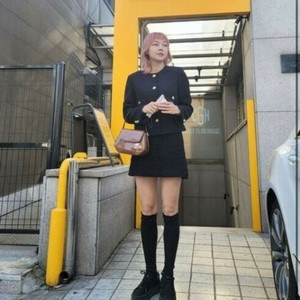 룩캐스트 베카 울 셋업 블랙 트위드 송해나착용 자켓