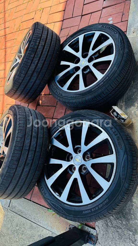 245/45 r18 말리부 순정 휠타이어 세트로 판매--0