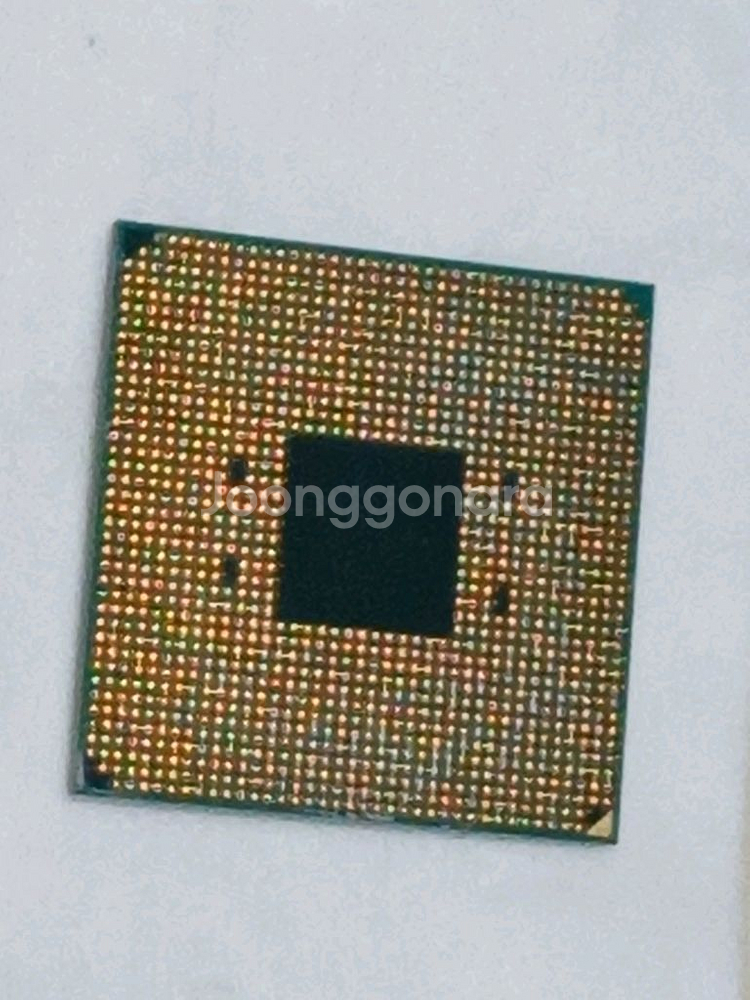 AMD Ryzen 7 2700X--2