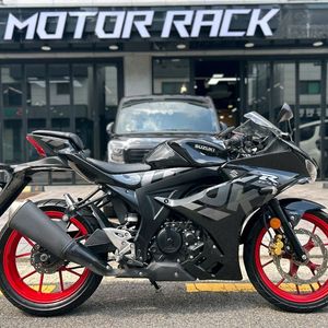 스즈키 GSX-R125 23년 1만km 깔끔한 검빨차량