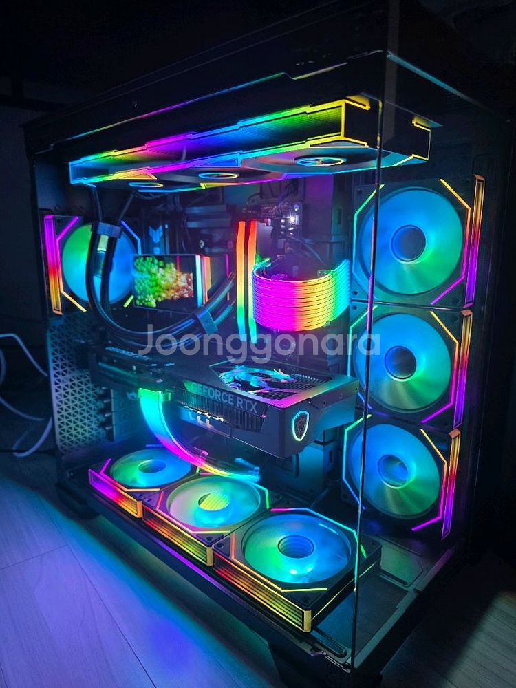 라이젠7 9800X3D RTX5080 트리오본체--0