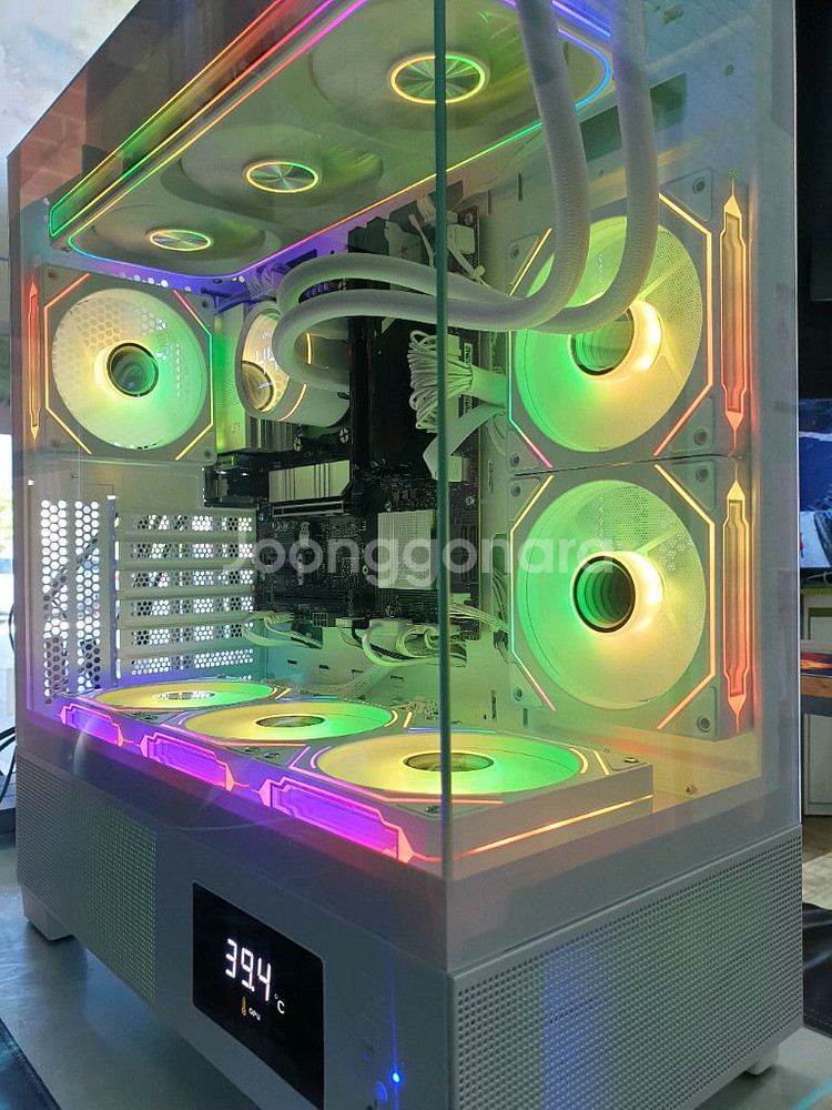 미사용 ) 9800X3D & RTX5070 컴퓨터 판매--3