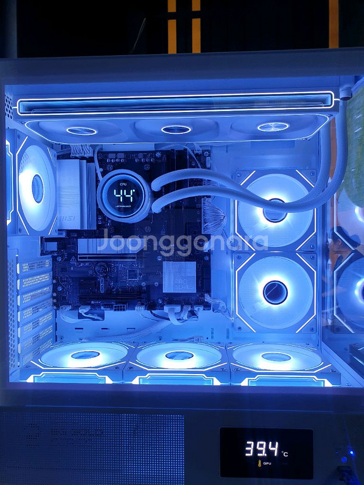 미사용 ) 9800X3D & RTX5070 컴퓨터 판매--4