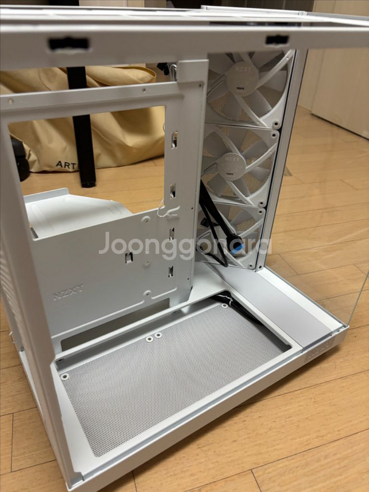 NZXT H6 RGB 케이스--2
