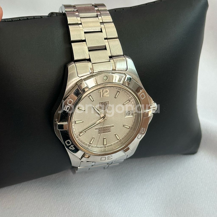 태그호이어 아쿠아레이서 오토매틱 39mm--2