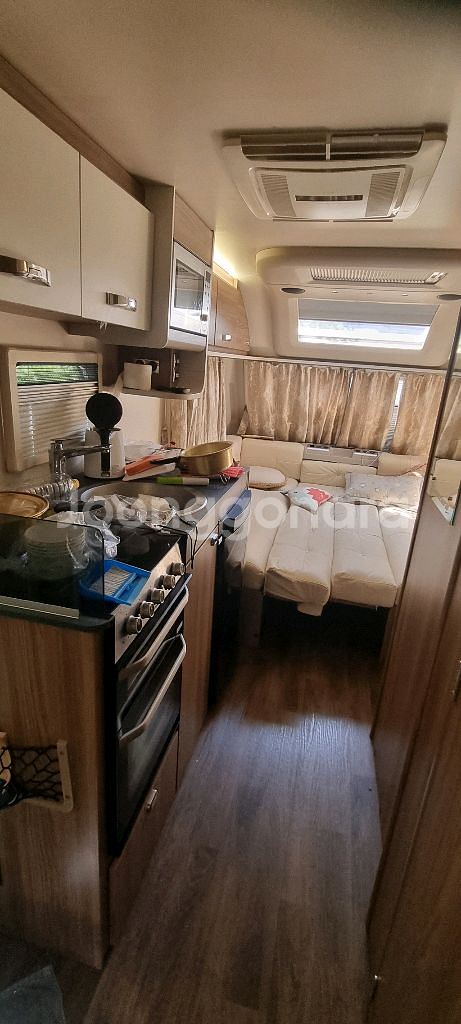 2021년식스위프트 어벤츄라 6td카라반팝니다--6