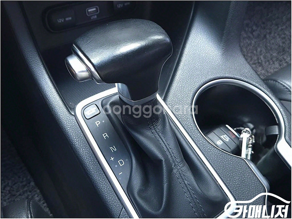 [기아]스포티지 더 볼드 2.0 가솔린 2WD 럭셔리--9