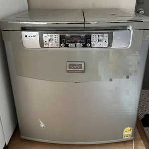 LG 김장독 김치냉장고 뚜껑형 R-K168RV