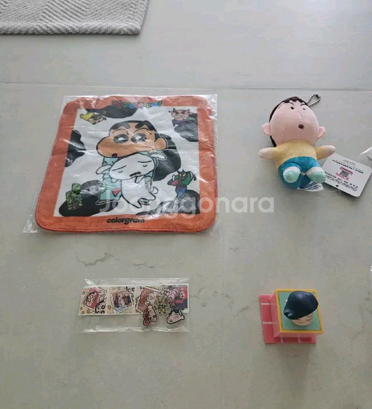 짱구 맹구 키링 파우치 피규어 수건 굿즈 등 팝니다--2