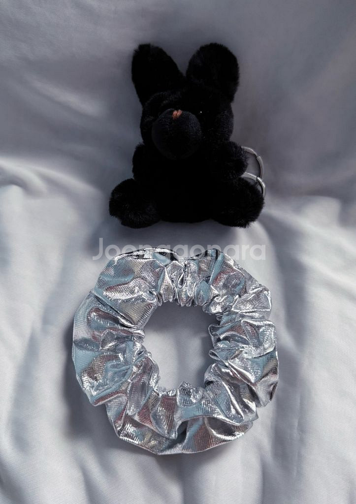 새상품/반택)검정 토끼 키링(곱창밴드 분리사용 가능)--1