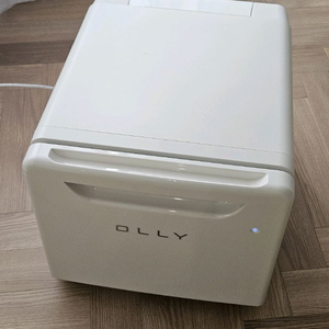 OLLY 저소음 미니 냉장고 24L (무상보증 6개월)