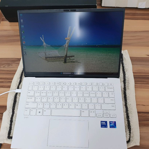 LG Gram 14인치 노트북, 상태 최상급