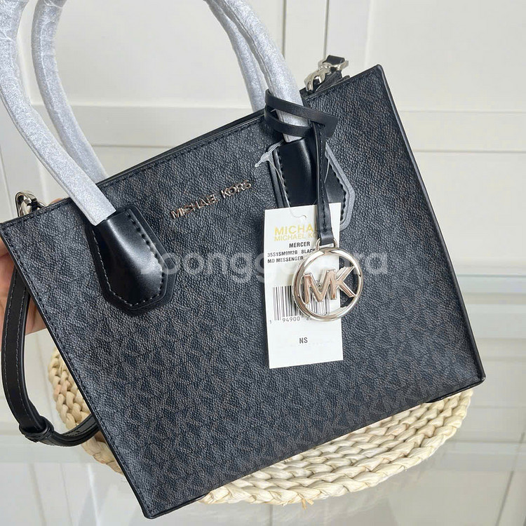 마이클코어스 머서 미디움로고 레더 크로스 블랙[새상품]--1