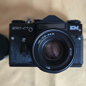ZENIT EM 러시아제 필름카메라