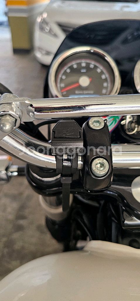 인터셉터 650--6