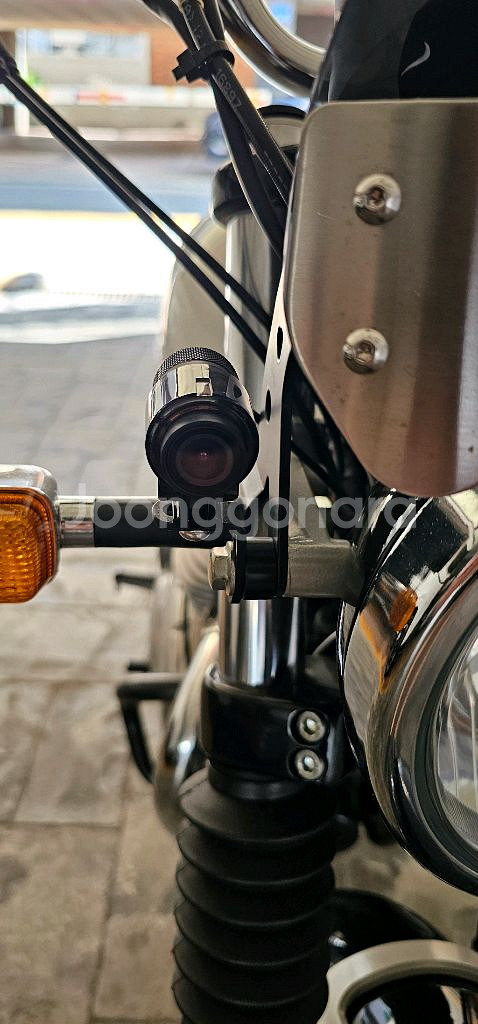 인터셉터 650--9