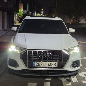 아우디Q3 40TFSI 콰트로