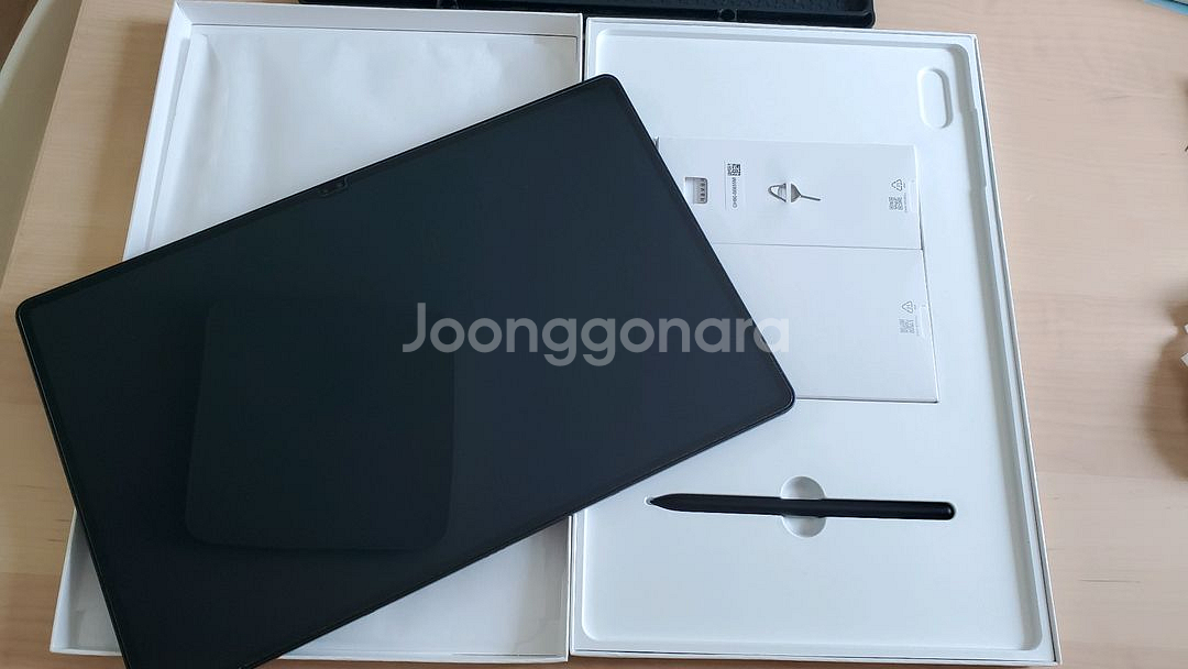 갤럭시 탭 S8 울트라 5G 256G/최상/사용감없음--6