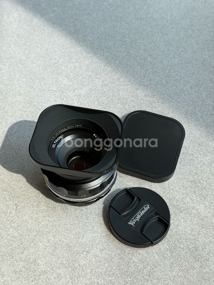 보이그랜더 울트론 40mm 민트급 니콘F마운트--2
