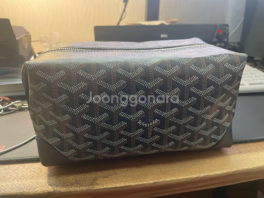 고야드 토일렛 파우치 팝니당 *이너백 있음*--1