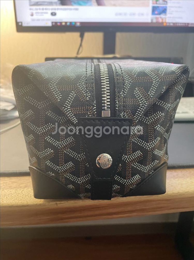 고야드 토일렛 파우치 팝니당 *이너백 있음*--3