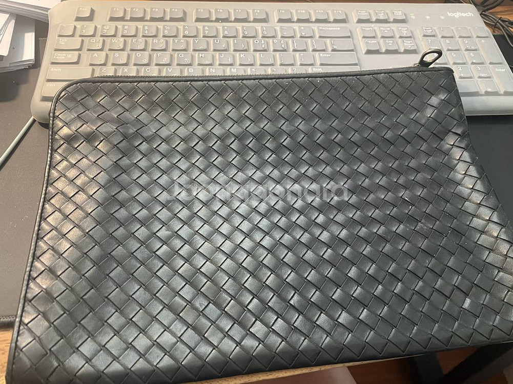 보테가베네타 클러치 팝니당--1