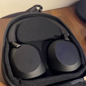 소니 WH-1000XM5 헤드폰