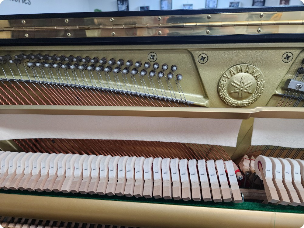 야마하피아노 U1 이미지