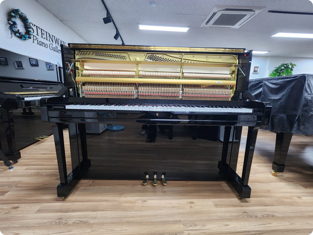 야마하피아노 U1 이미지