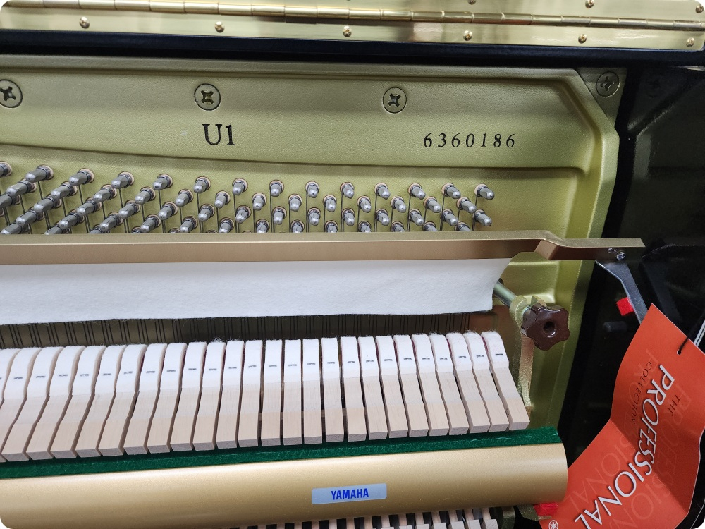 야마하피아노 U1 이미지