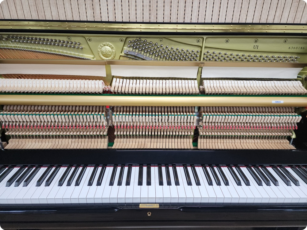 야마하피아노 U1 이미지