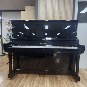 야마하 프리미엄피아노 UX5