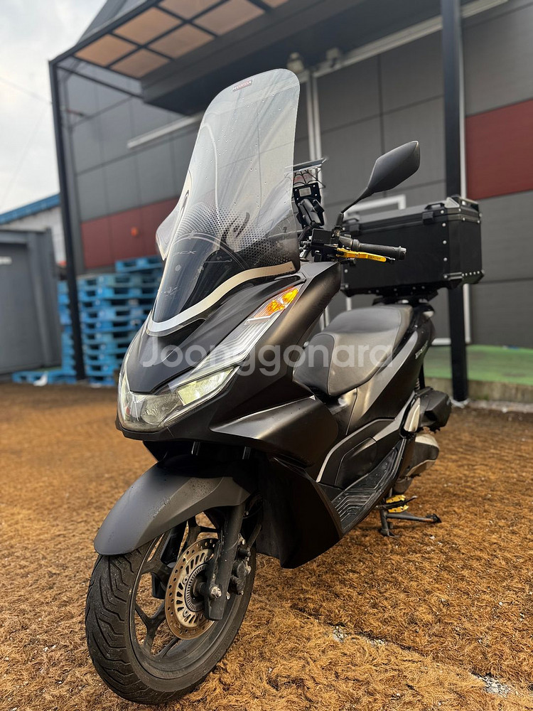 혼다 Pcx125 ABS모델 22년형 4만Km 판매합니--1