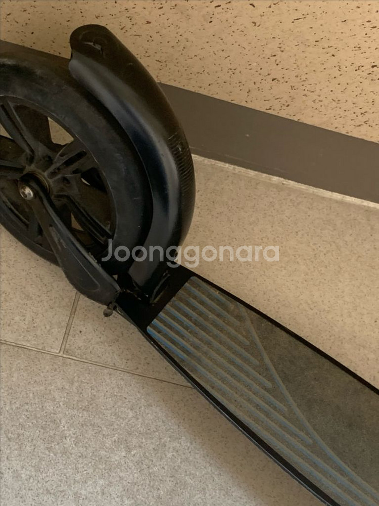 bmw 마이크로킥보드 (퀵보드)--2