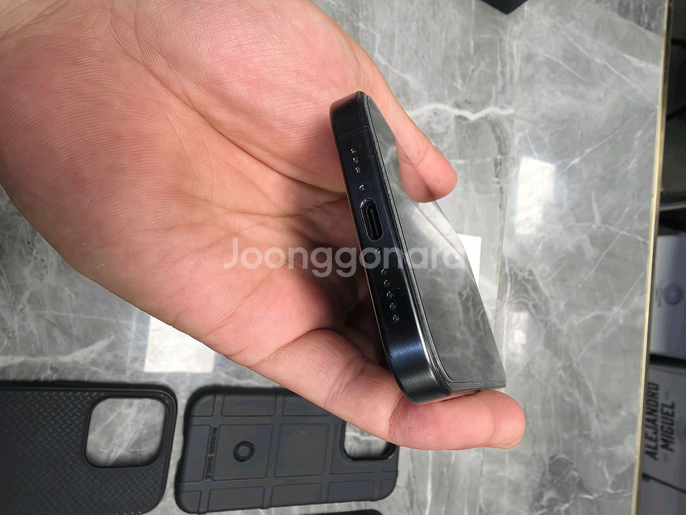 아이폰15프로 블랙 128G--1