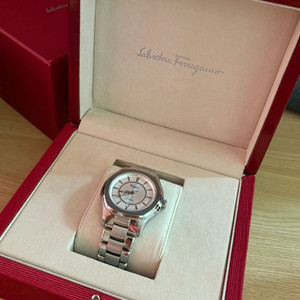 페라가모 시계 Ferragamo Lungarno
