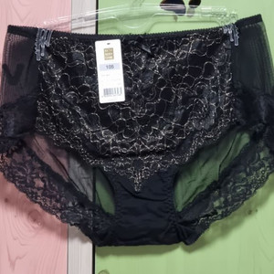 남영비비안 블랙 골드 플라워 팬티 105XL