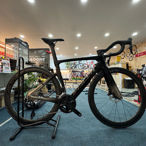 예거 벨로키 7X (105 Di2 24단), M