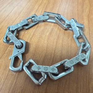 루이비통 버질아블로 체인 팔찌 남성 L사이즈