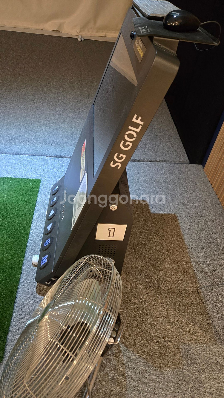 SG골프 연습 기계 판매 250만원--0