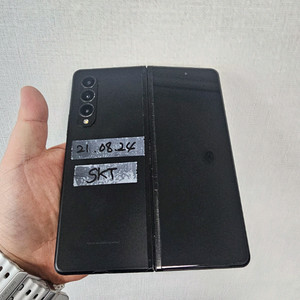 갤럭시z폴드3 256G(화면기스)(기능이상무)